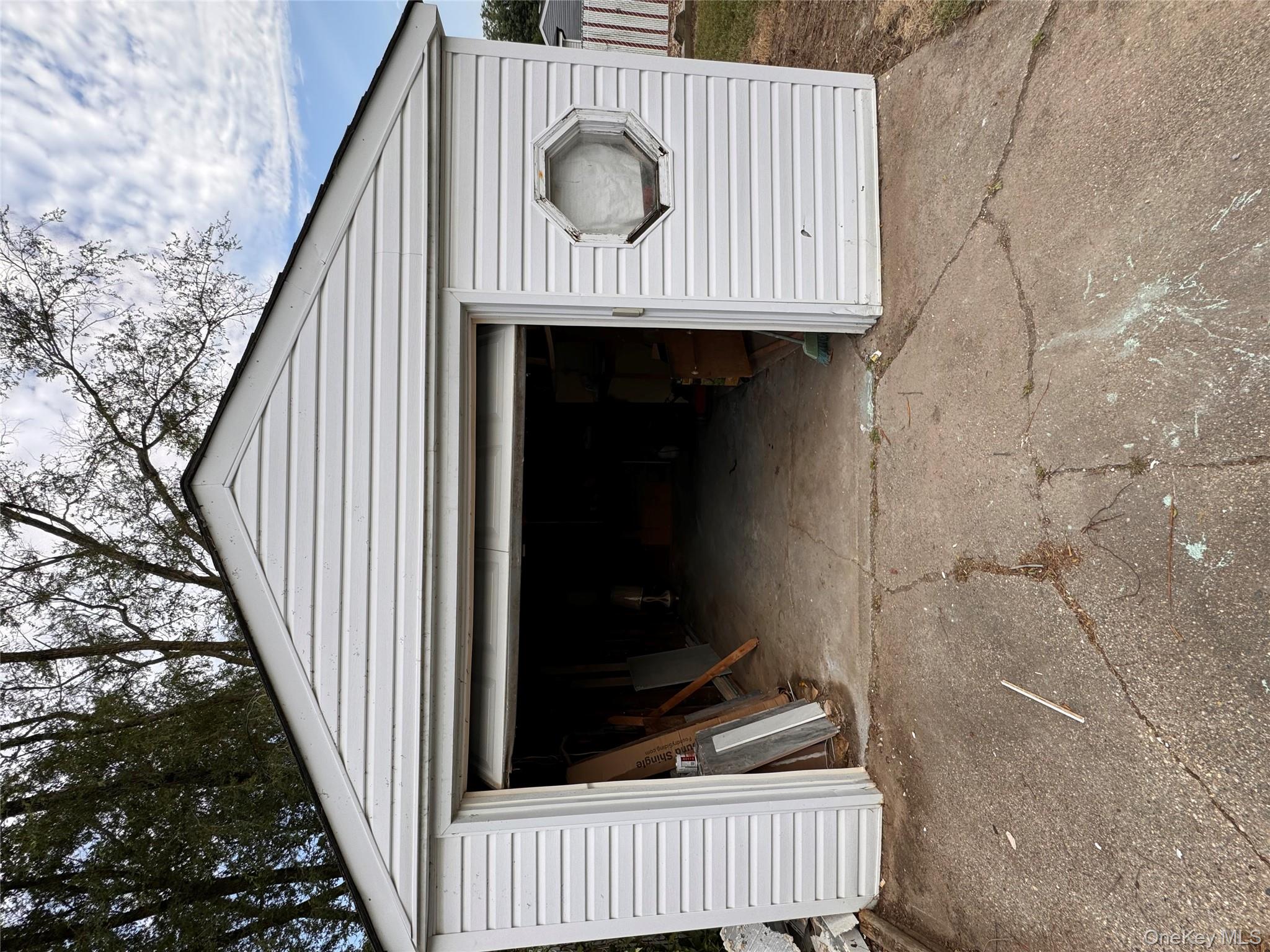 282 16th Street West Babylon, NY 11704