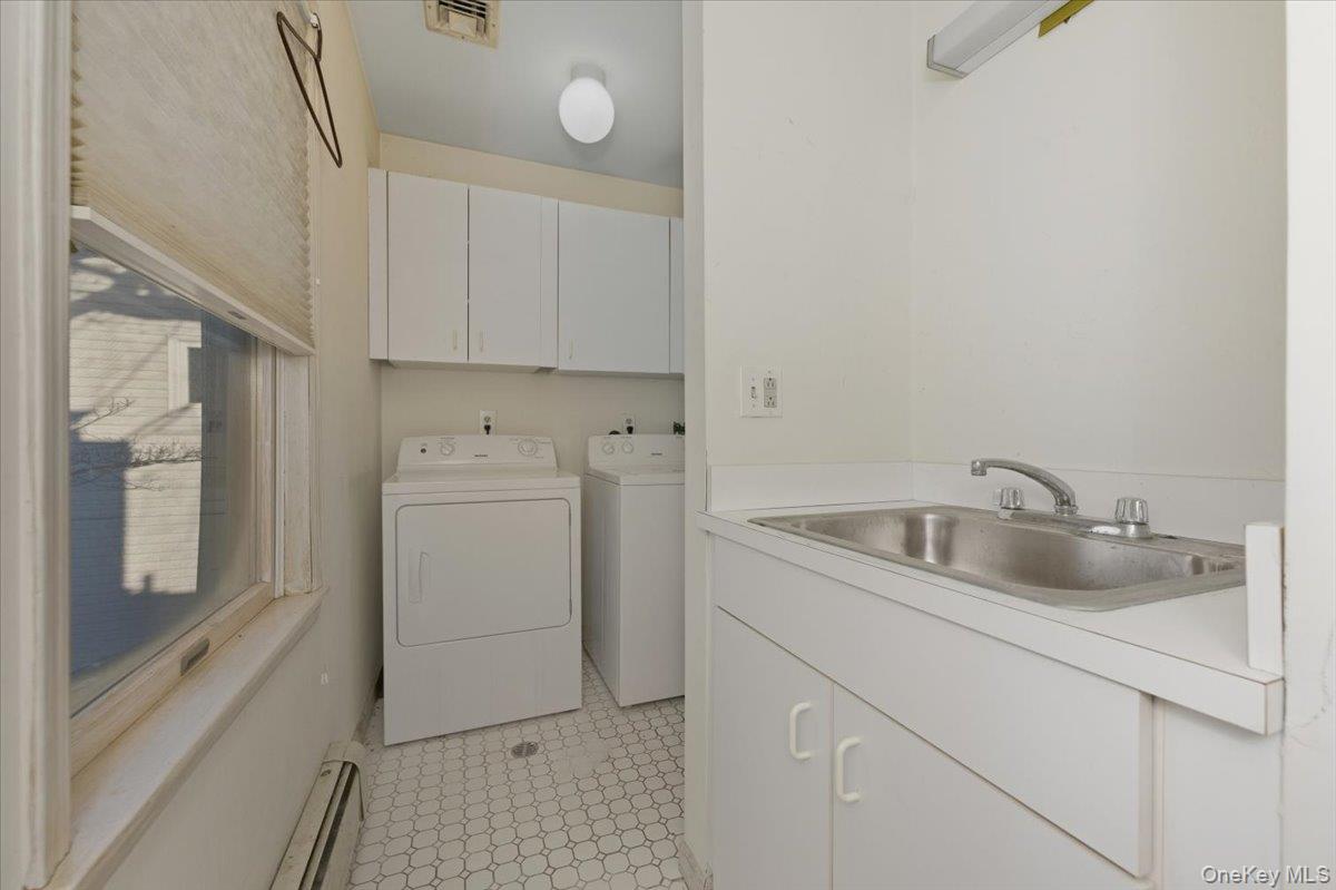 467 West Broadway Cedarhurst Cedarhurst, NY 11516