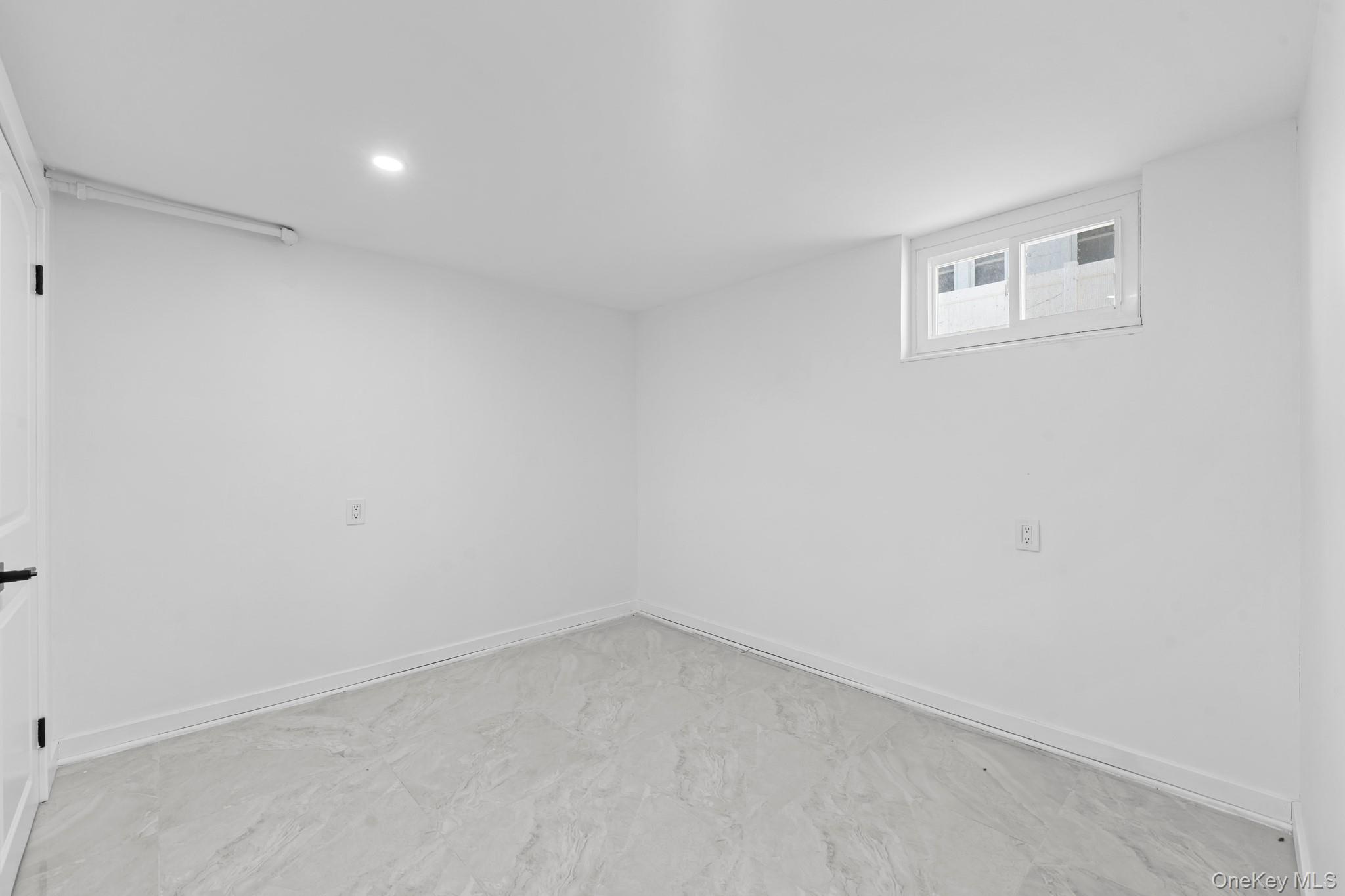 190-10 114th Drive Saint Albans Saint Albans, NY 11412