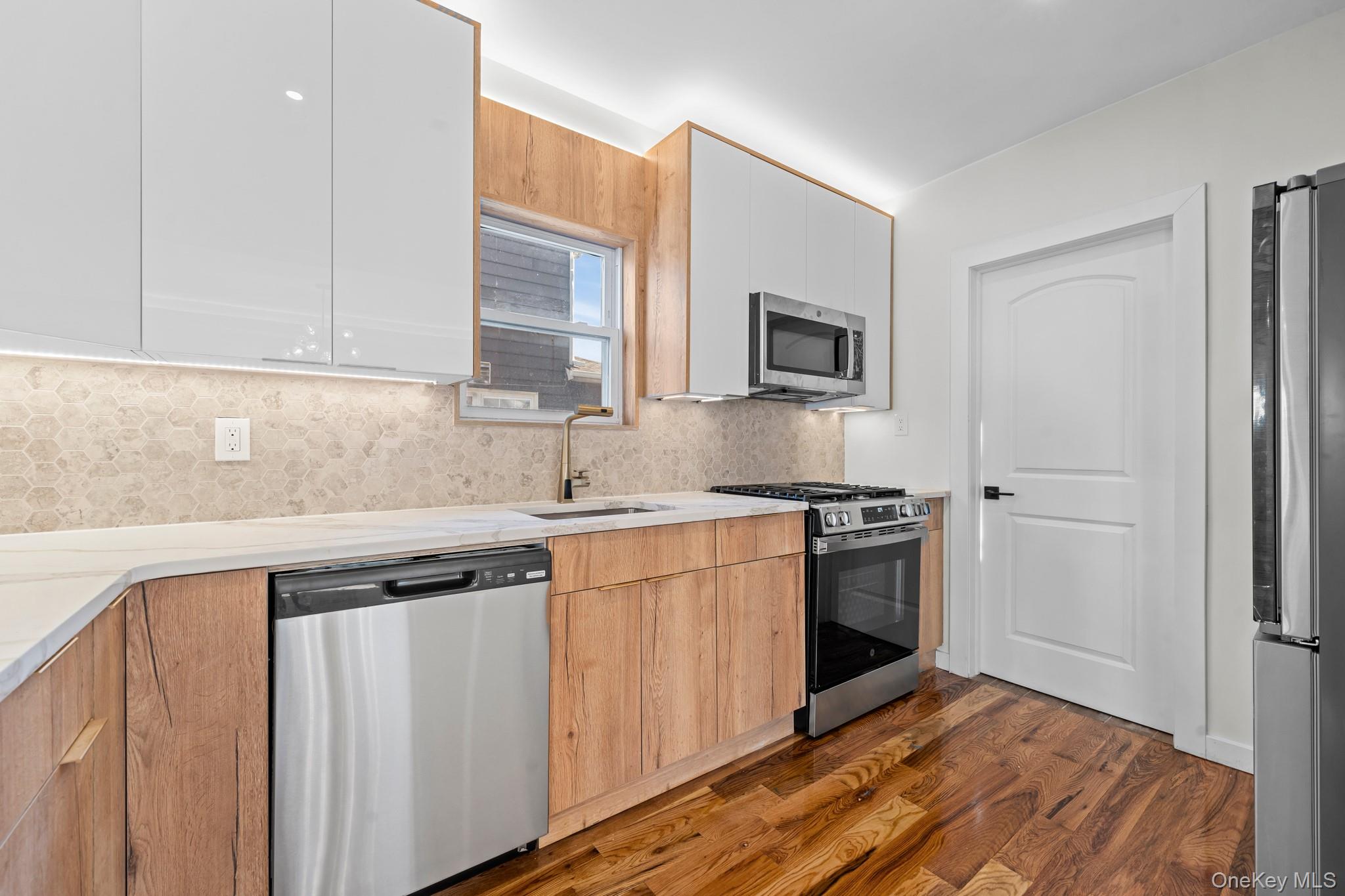 190-10 114th Drive Saint Albans Saint Albans, NY 11412