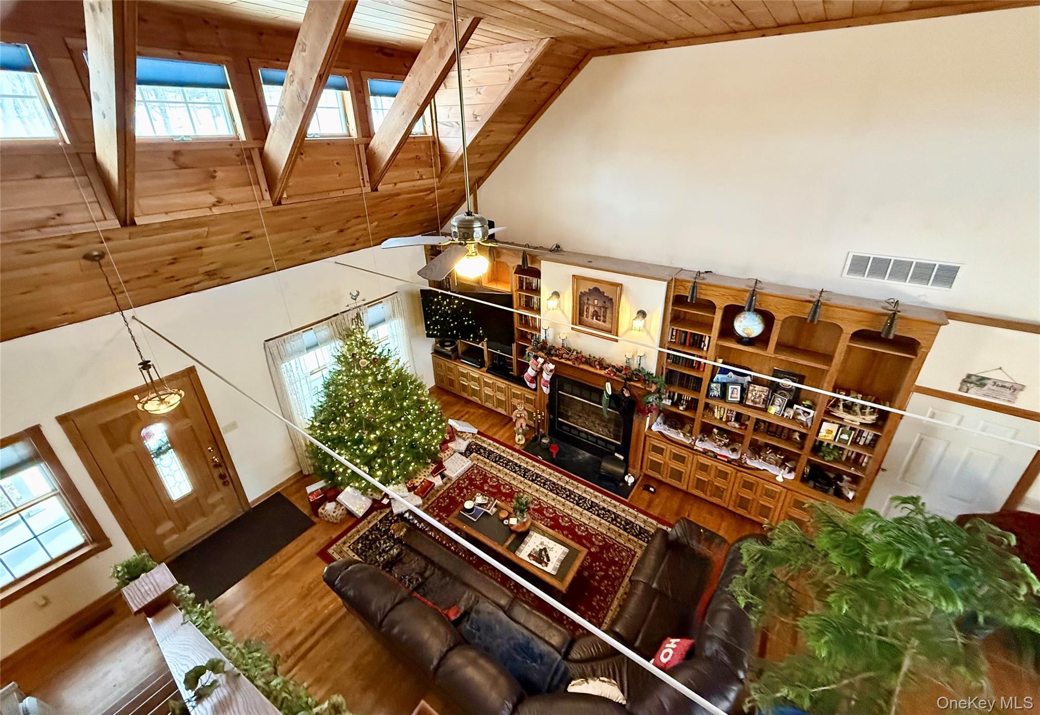 912-918 Hollow Road Out of NYC Salt Point, NY 12578