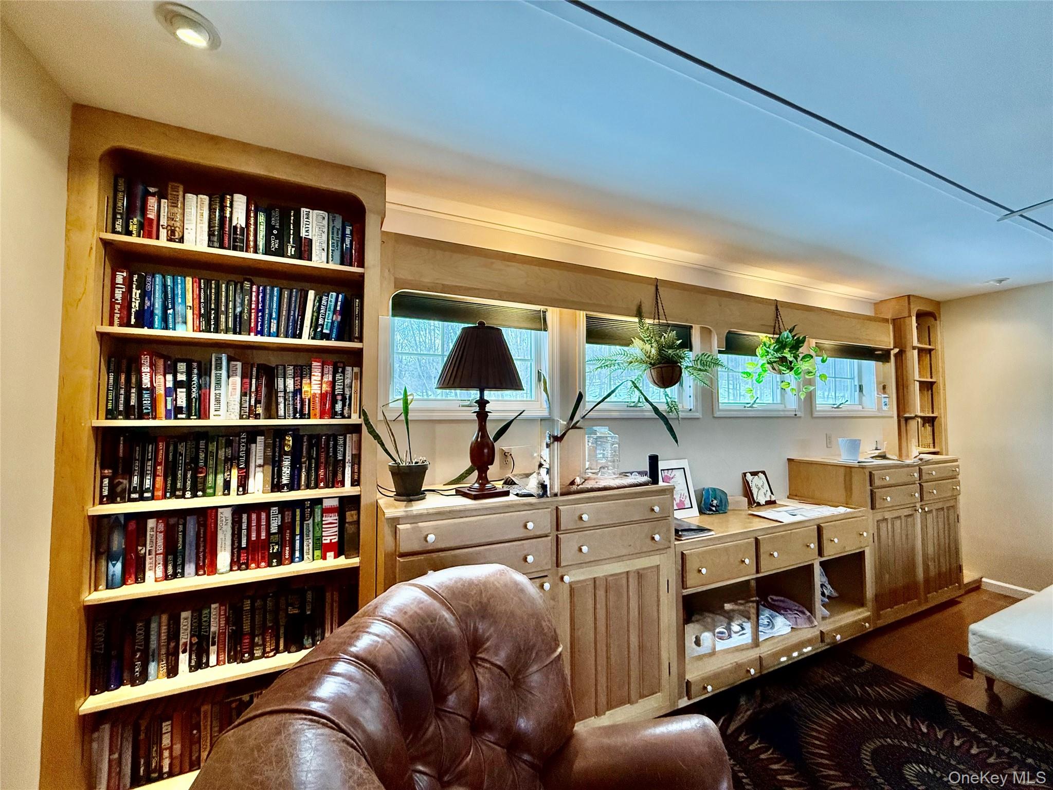 912-918 Hollow Road Out of NYC Salt Point, NY 12578