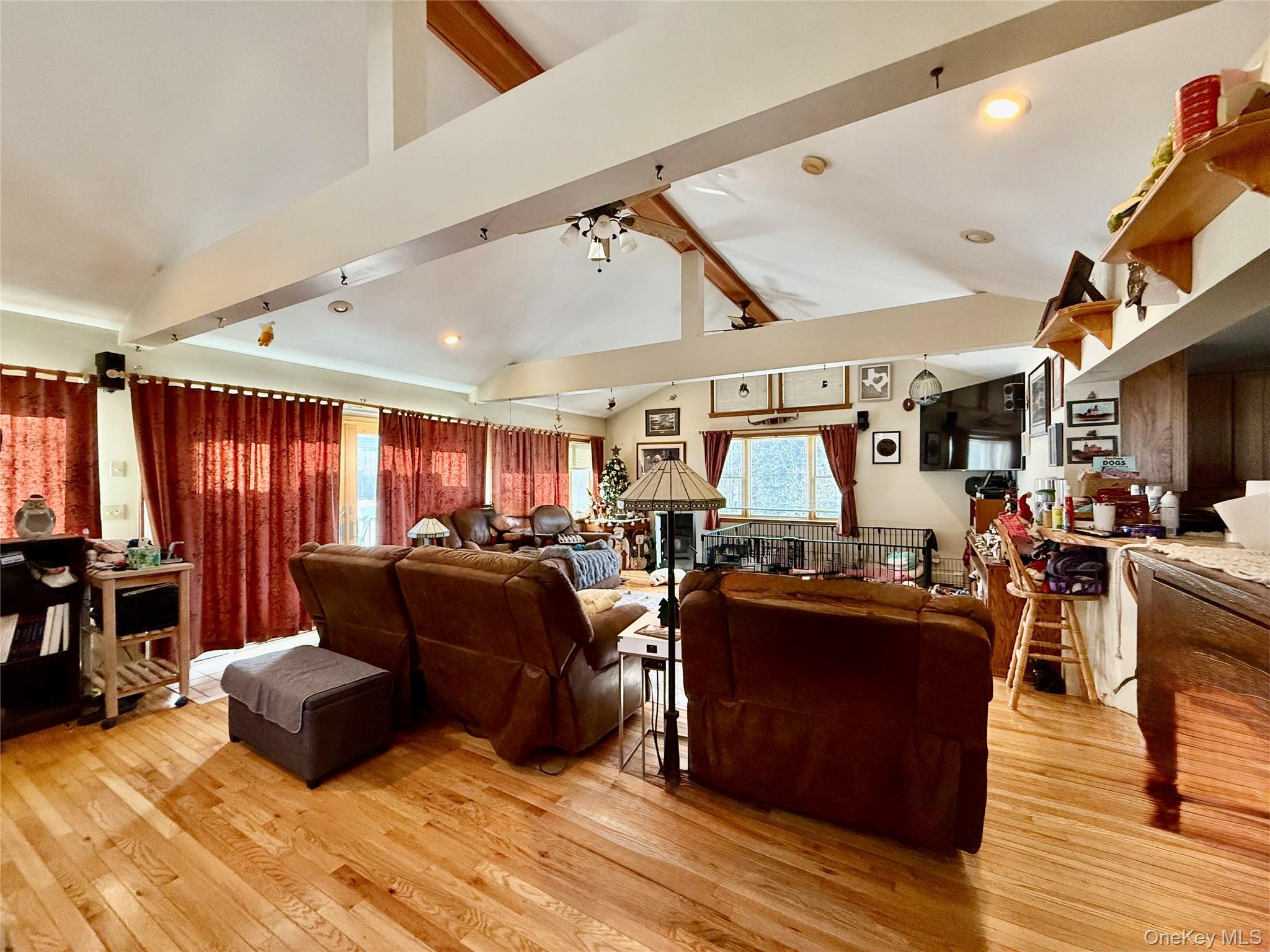 912-918 Hollow Road Out of NYC Salt Point, NY 12578