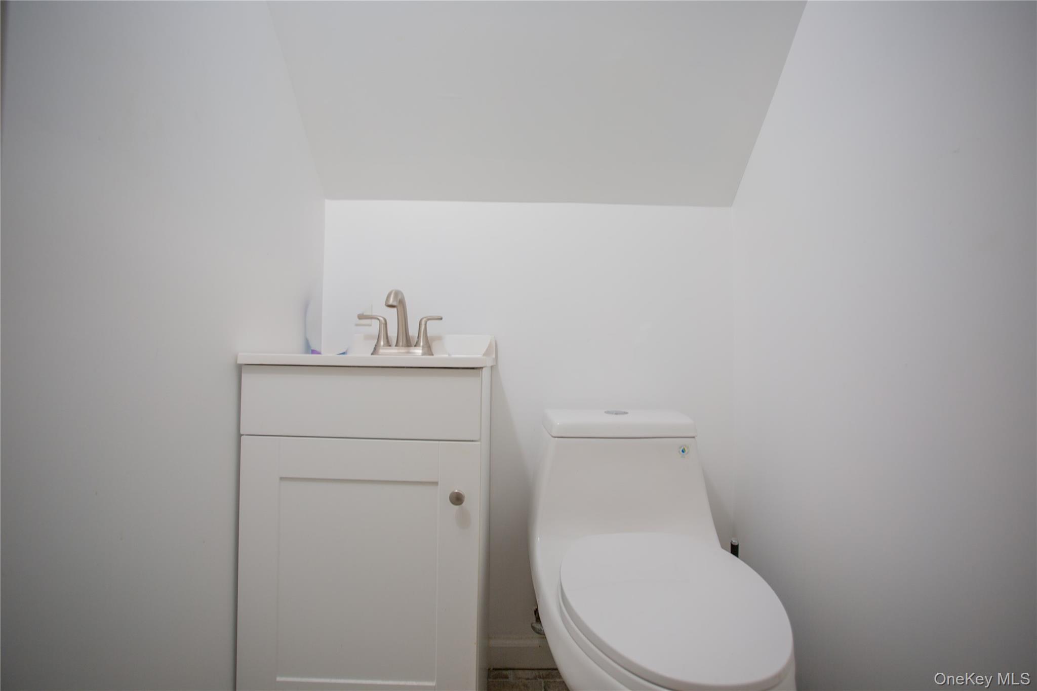 76 Clayton Clayton Avenue East Atlantic Beach, NY 11561