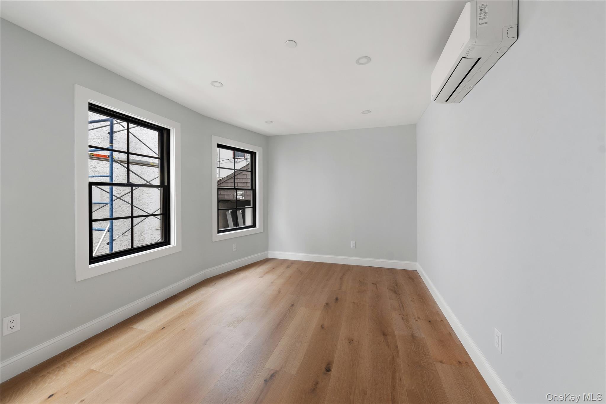 356 S 10th Avenue Mount Vernon Mount Vernon, NY 10550