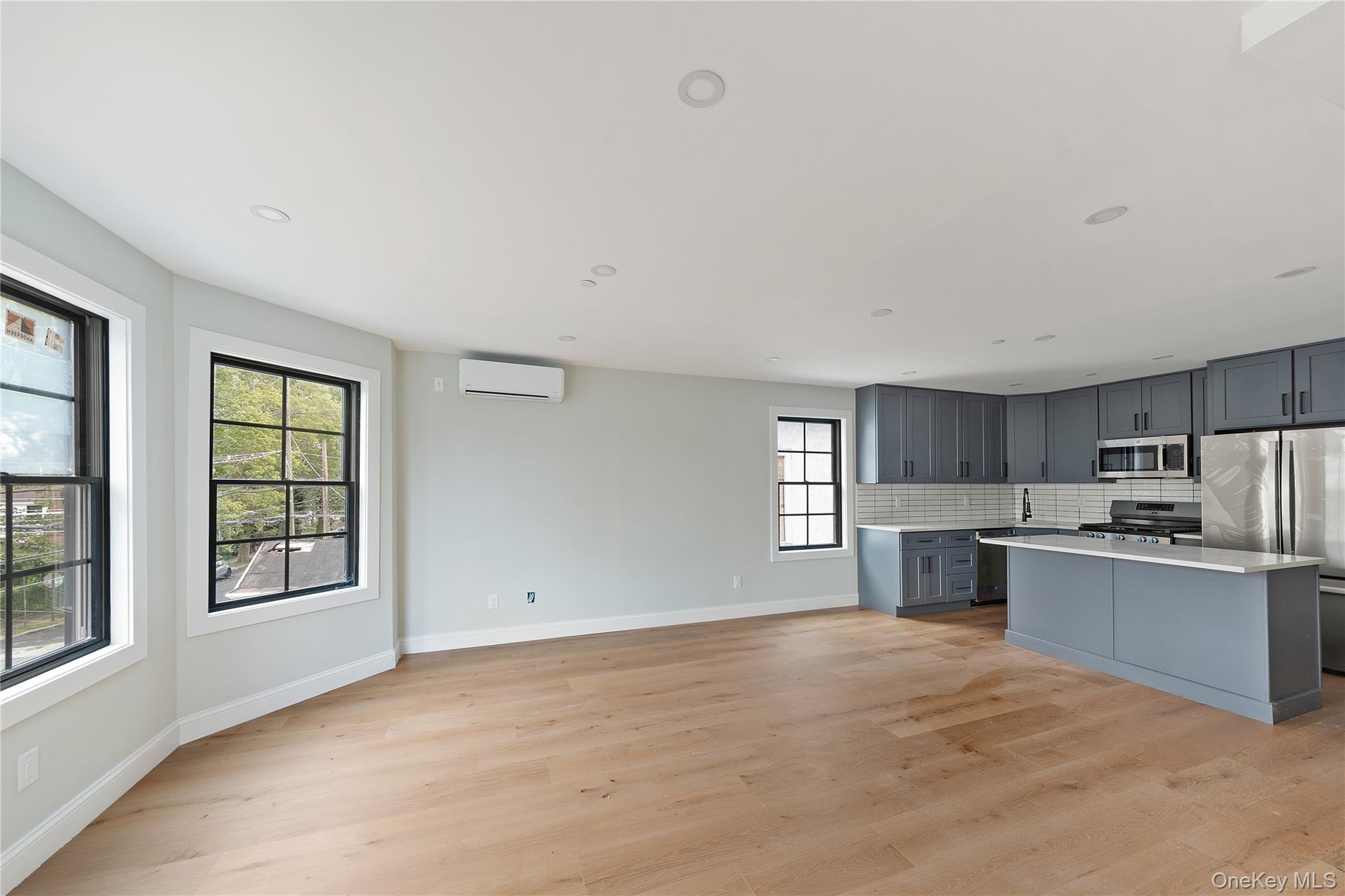 356 S 10th Avenue Mount Vernon Mount Vernon, NY 10550