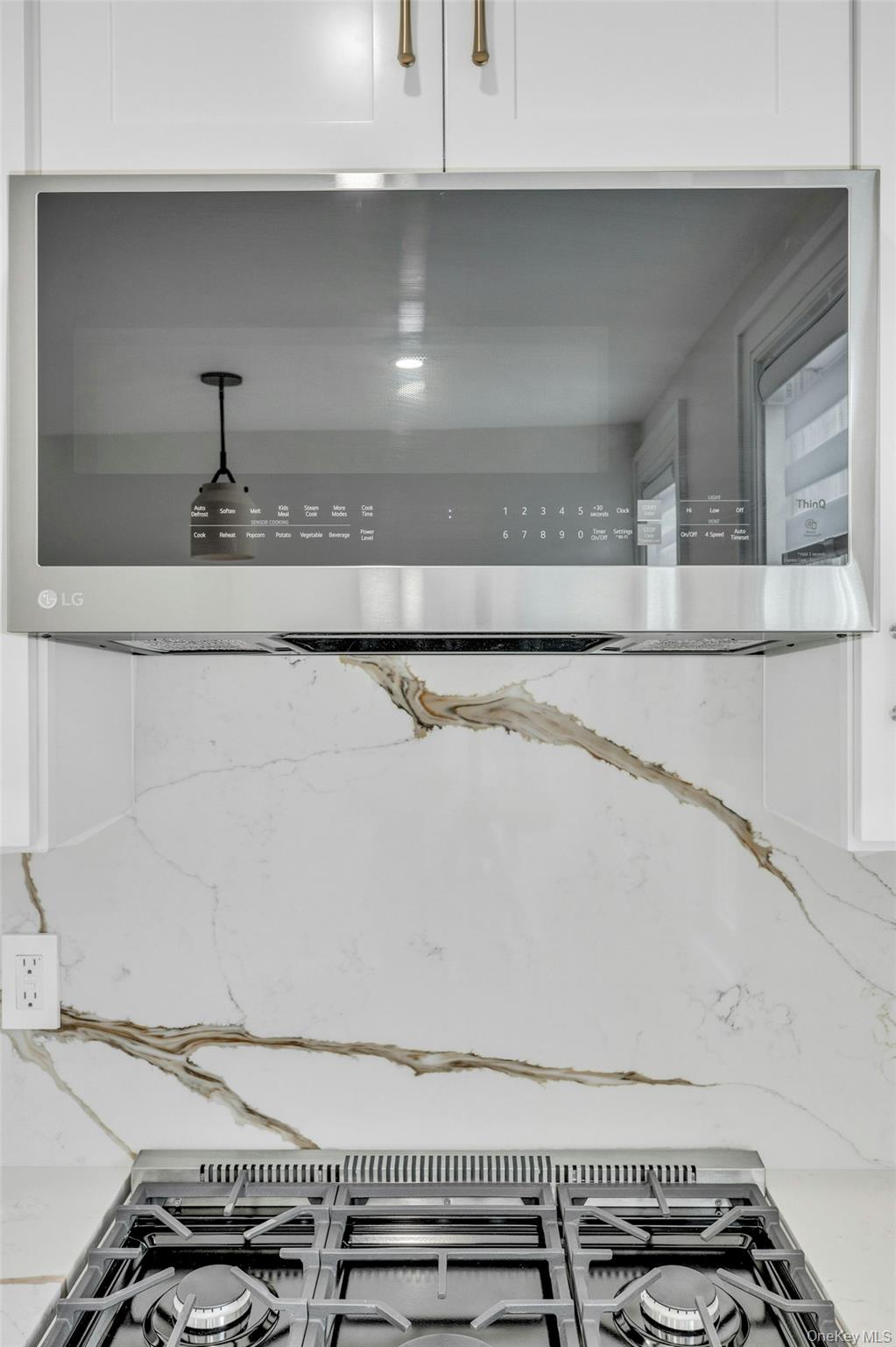 76 Green Street Unit #2 Huntington Huntington, NY 11743