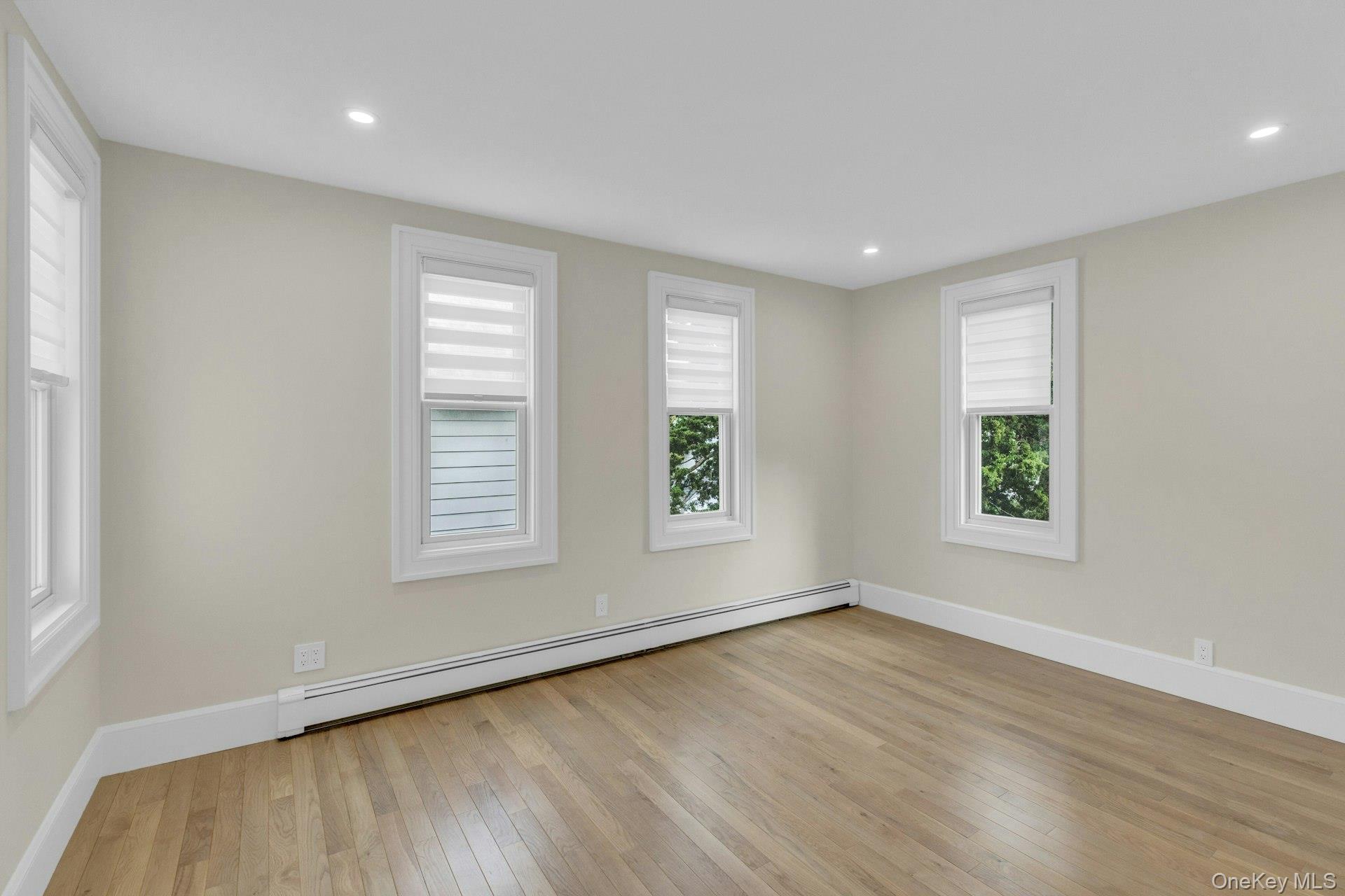 76 Green Street Unit #2 Huntington Huntington, NY 11743