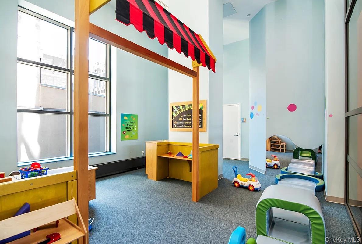 10 West End Avenue 20-B New York , NY 10023