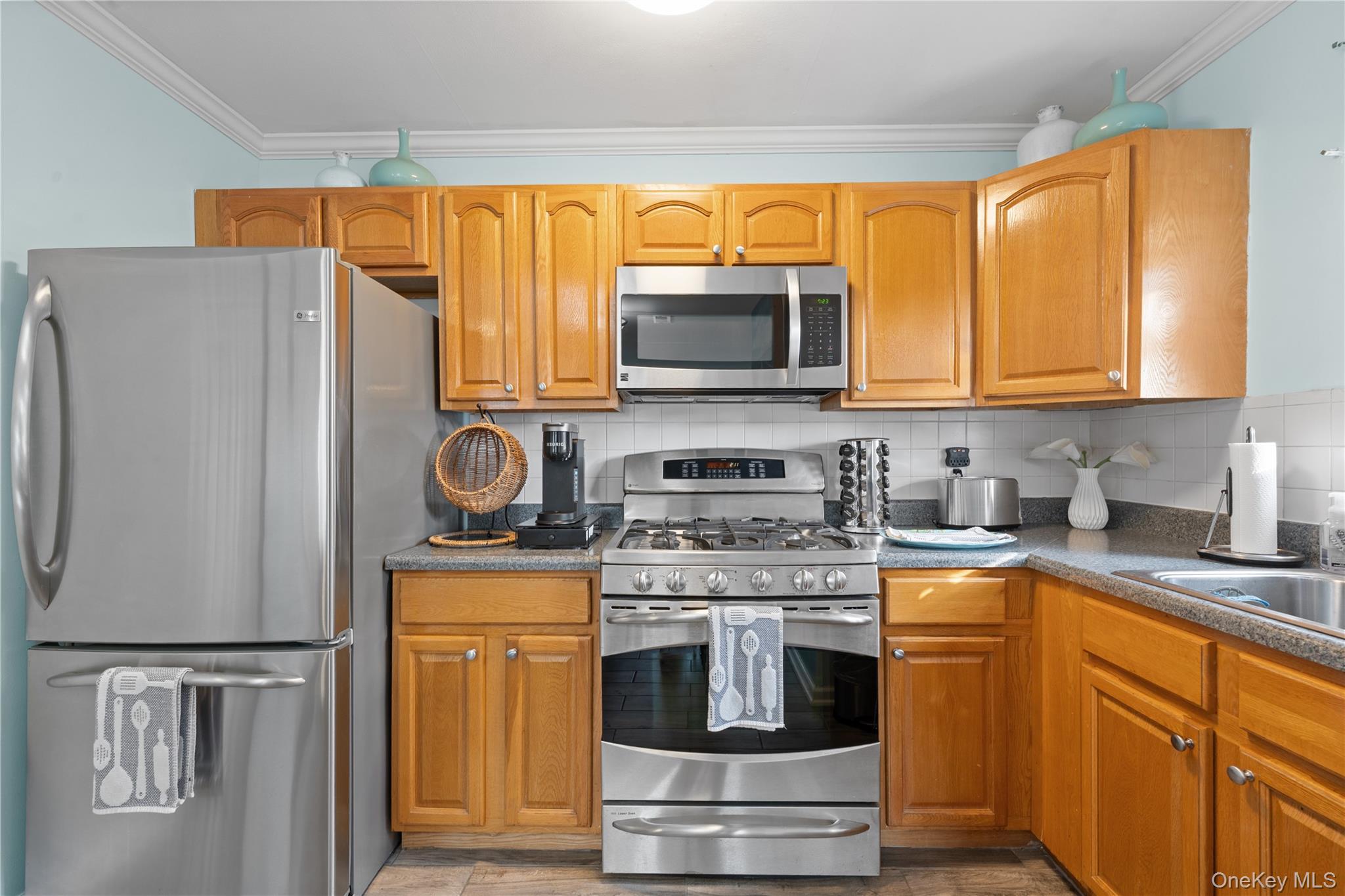 431 Beach 35th Street Far Rockaway Far Rockaway, NY 11691