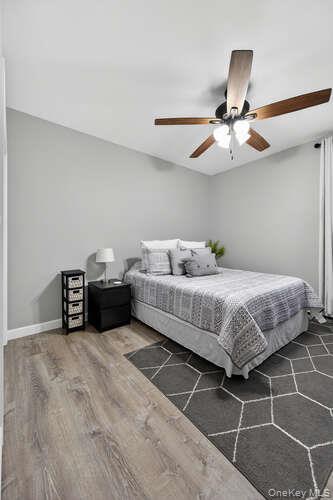 132 Roosevelt Avenue Mineola Mineola, NY 11501