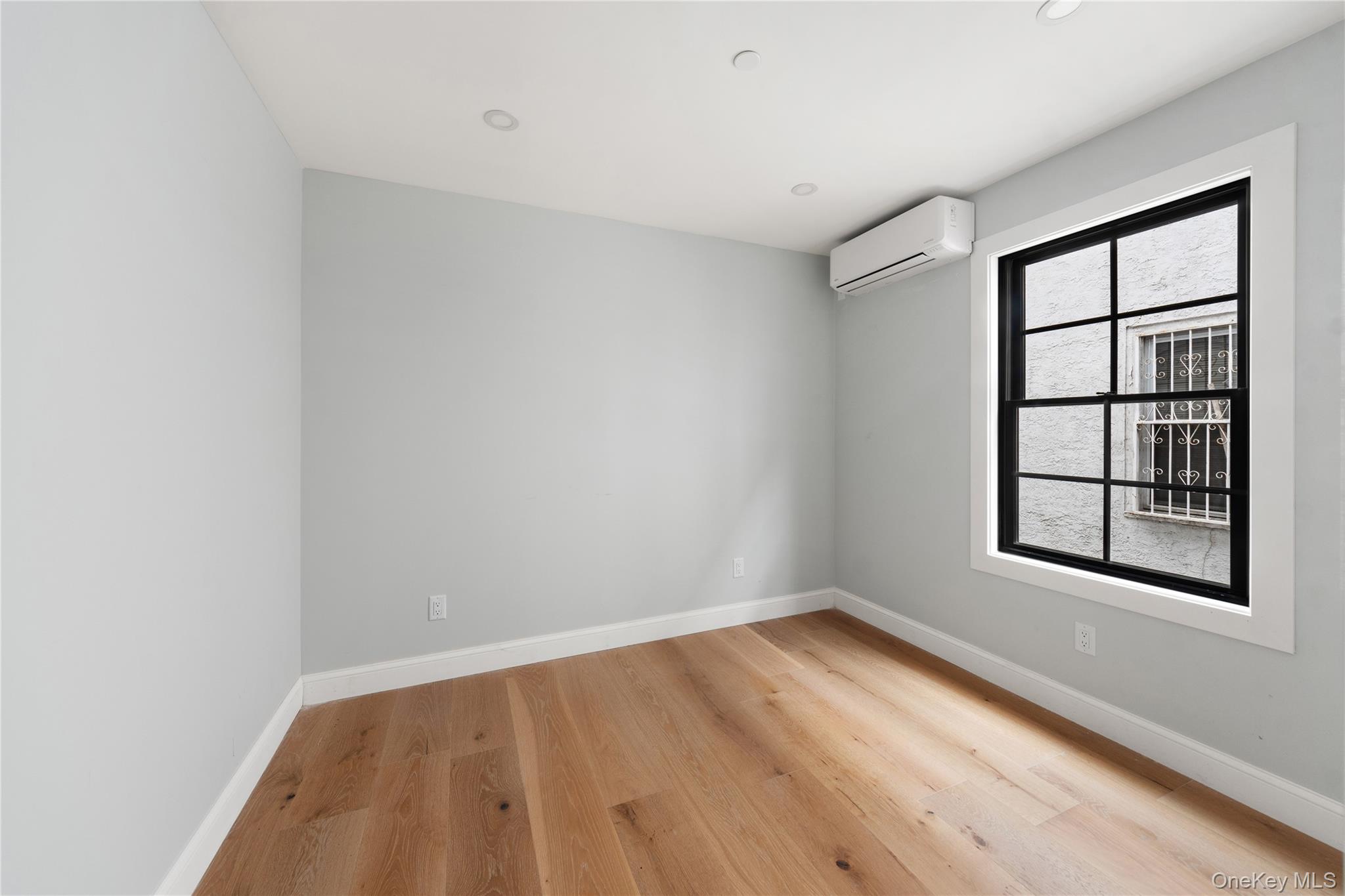 356 S 10th Avenue Mount Vernon Mount Vernon, NY 10550