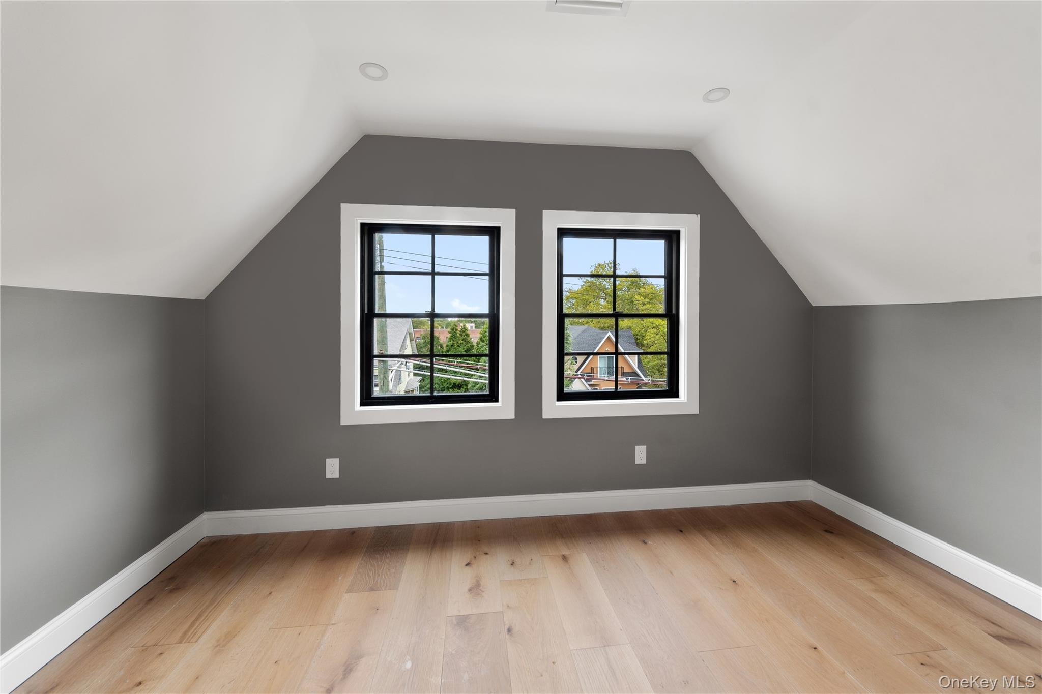 356 S 10th Avenue Mount Vernon Mount Vernon, NY 10550