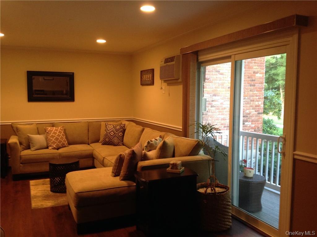 144 Doxbury Lane Out of NYC Suffern, NY 10901