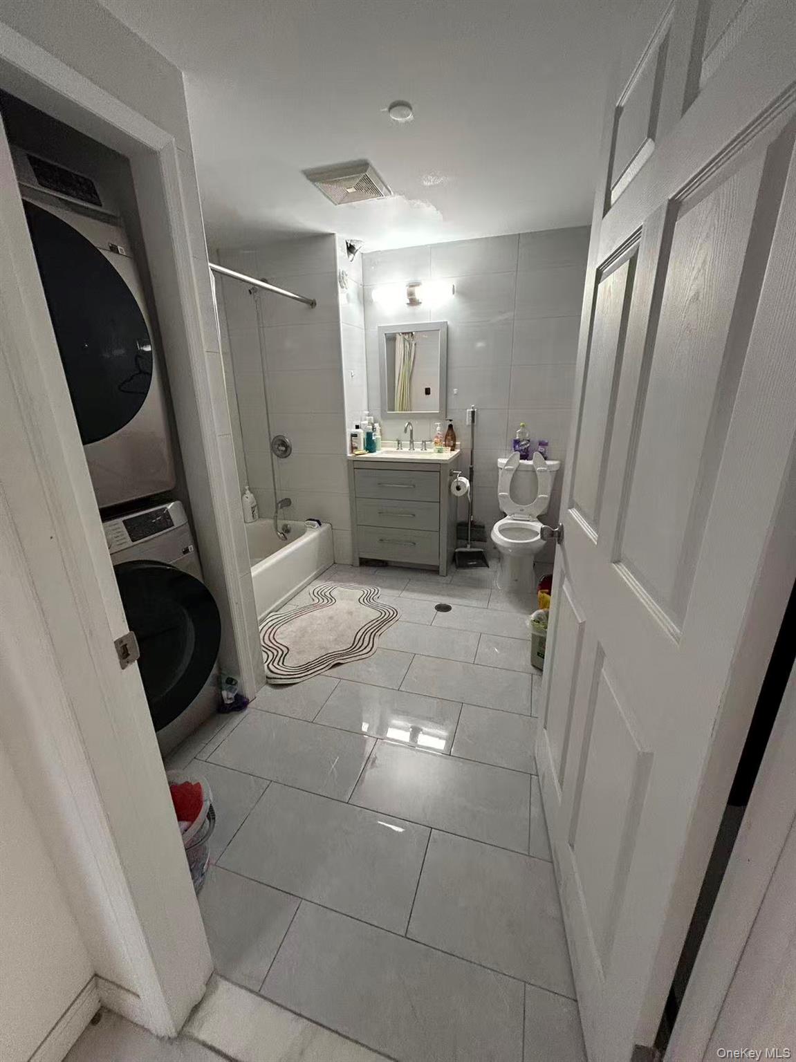 13216 Maple Avenue 3-A Flushing Flushing, NY 11355