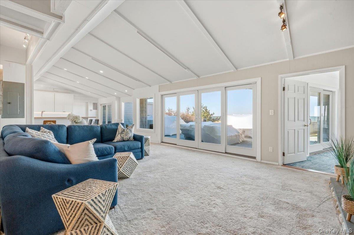 112 Soundview Drive Montauk Montauk, NY 11954