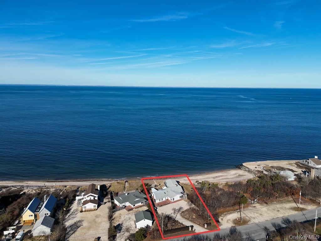 112 Soundview Drive Montauk Montauk, NY 11954