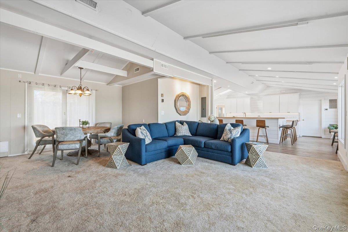 112 Soundview Drive Montauk Montauk, NY 11954