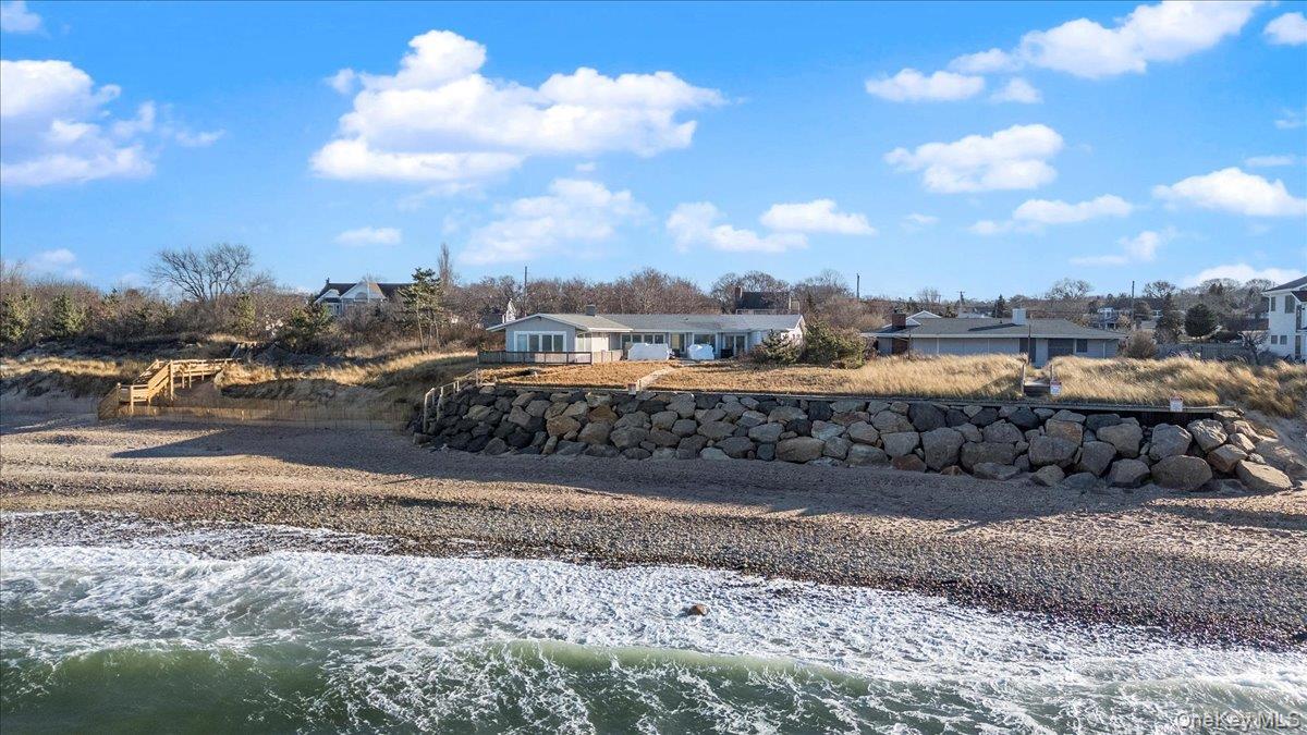 112 Soundview Drive Montauk Montauk, NY 11954