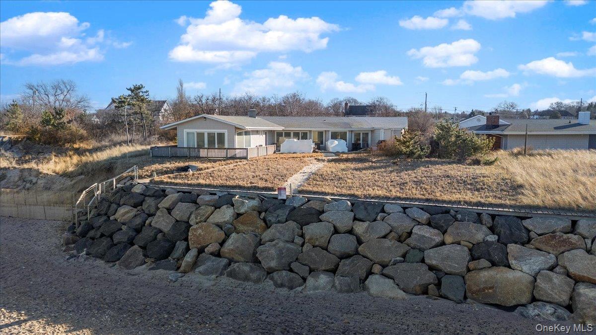 112 Soundview Drive Montauk Montauk, NY 11954