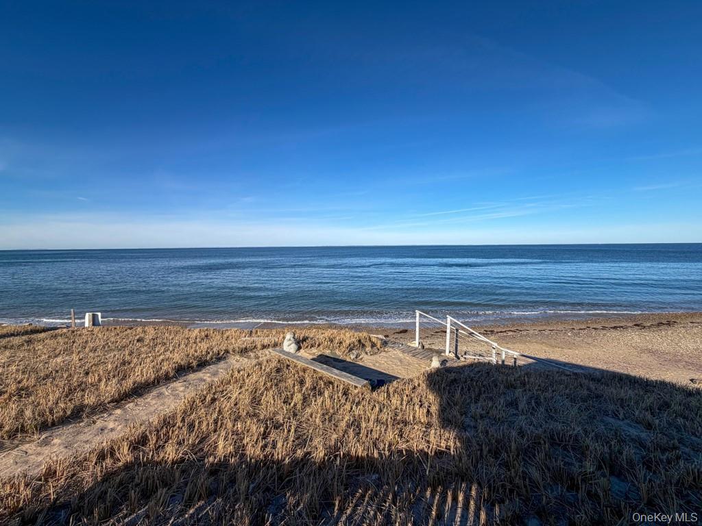 112 Soundview Drive Montauk Montauk, NY 11954