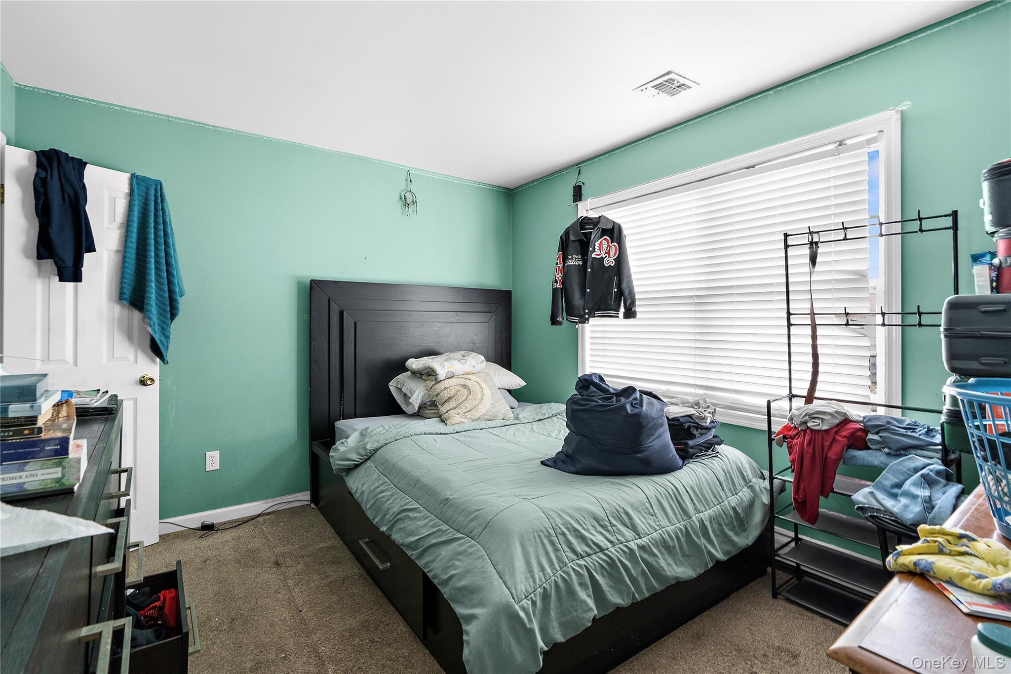 61 Fairway Avenue Riverhead Riverhead, NY 11901