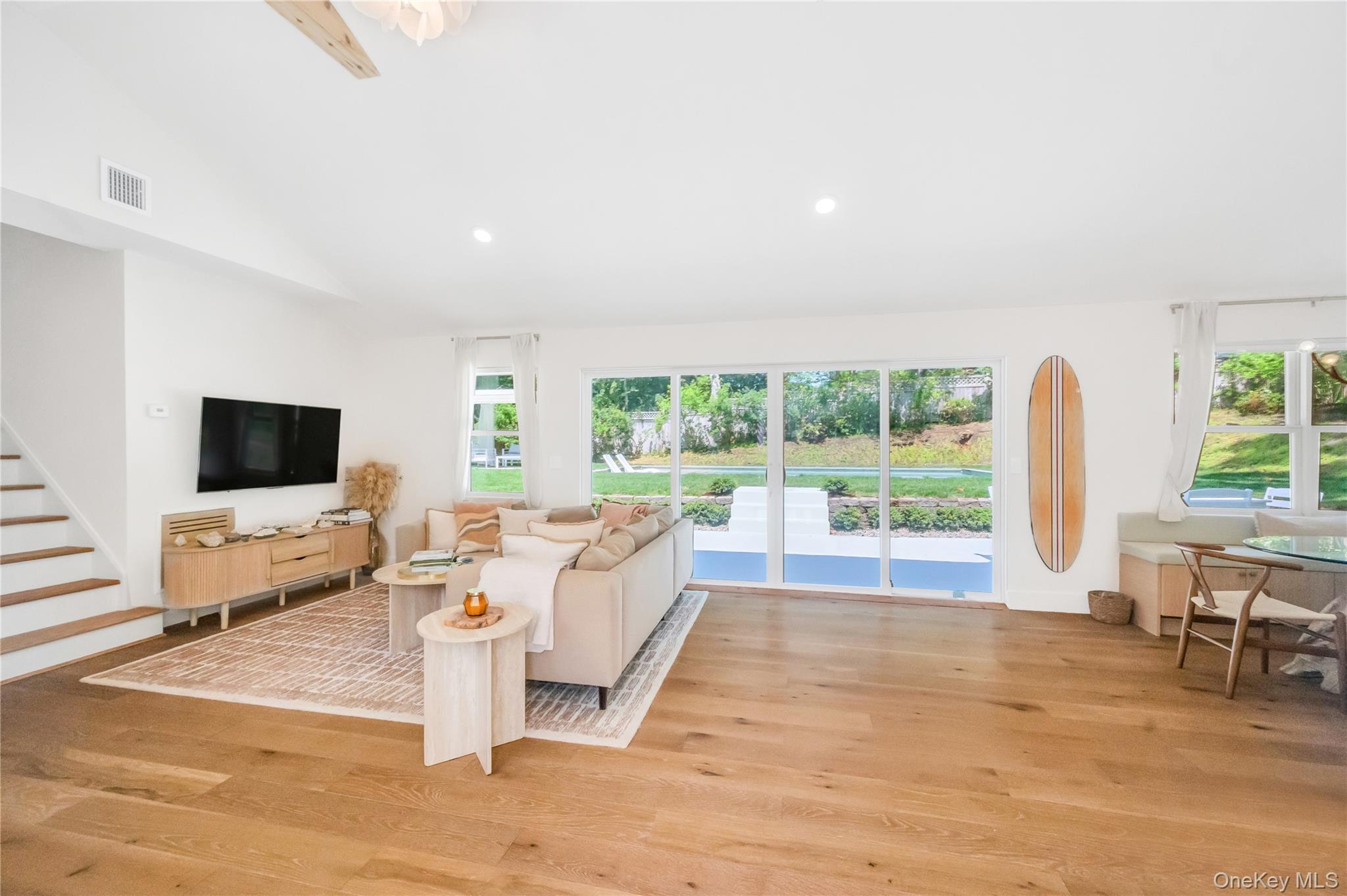 9 Pine Tree Road Southampton Southampton, NY 11968