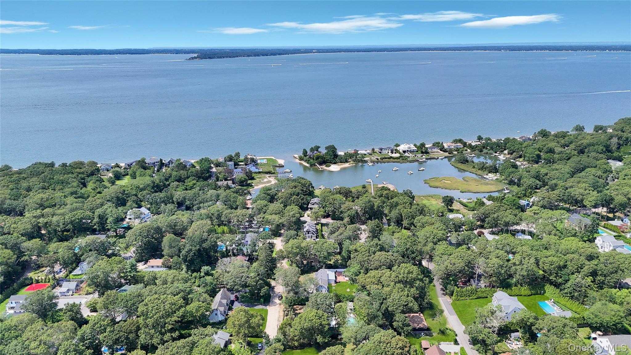 9 Pine Tree Road Southampton Southampton, NY 11968