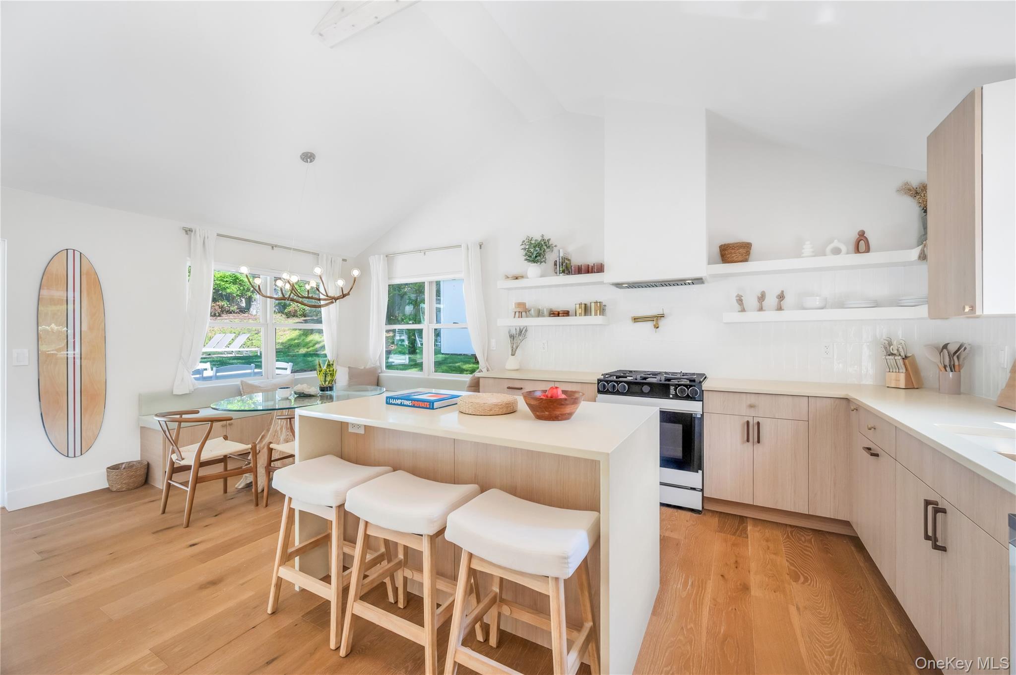 9 Pine Tree Road Southampton Southampton, NY 11968