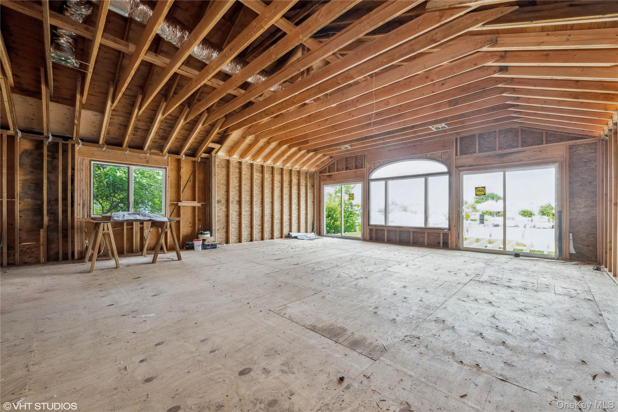 750 Shore Walk Lindenhurst Lindenhurst, NY 11757