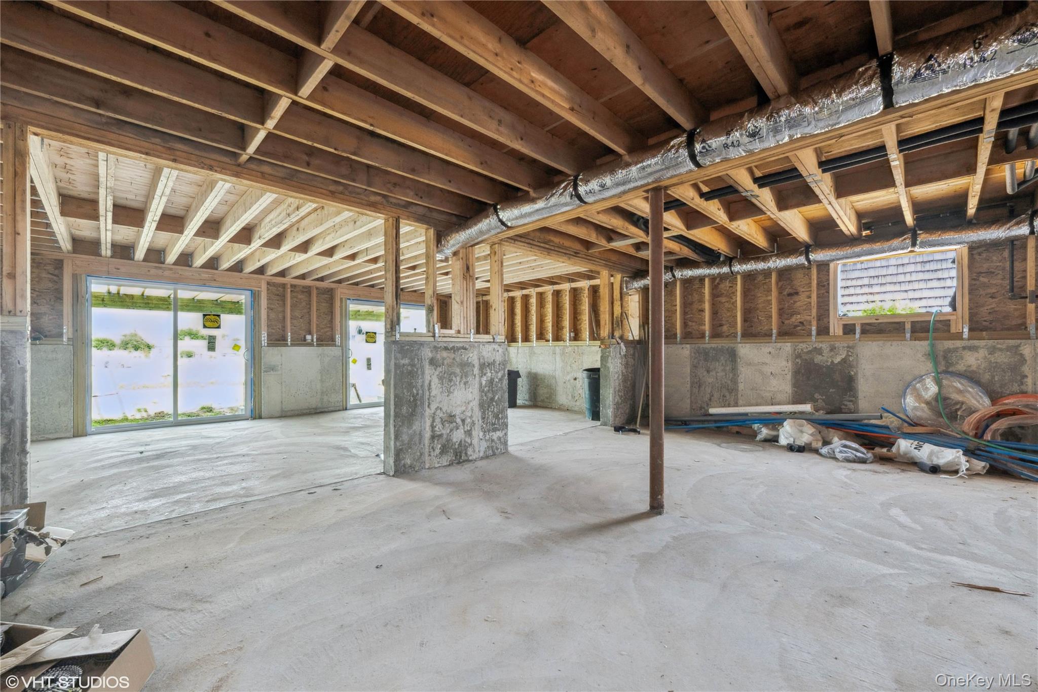 750 Shore Walk Lindenhurst Lindenhurst, NY 11757