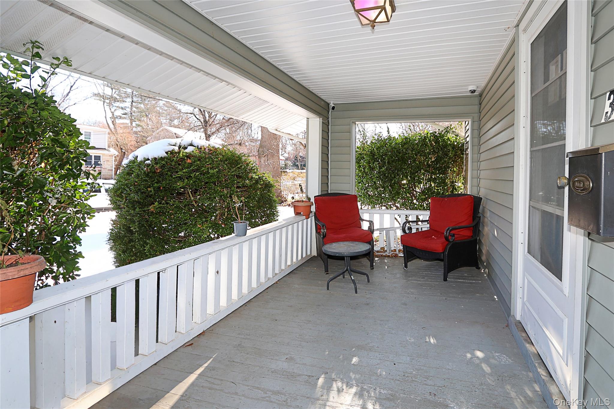 35 Francis Terrace Glen Cove Glen Cove, NY 11542