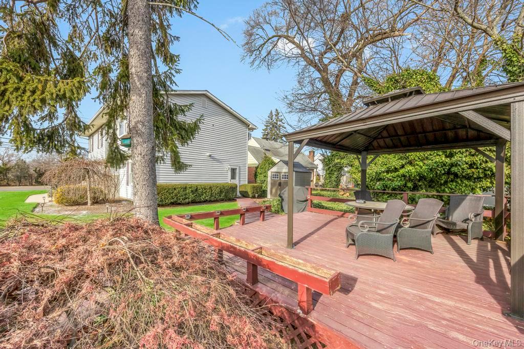 57 New South Road Hicksville Hicksville, NY 11801