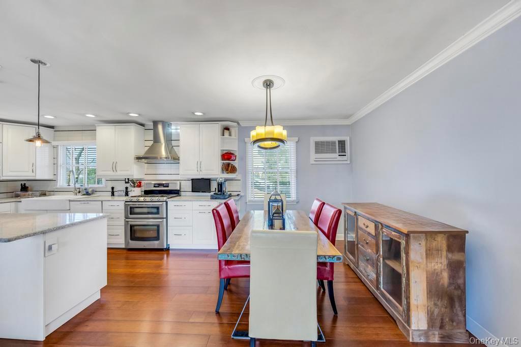 57 New South Road Hicksville Hicksville, NY 11801