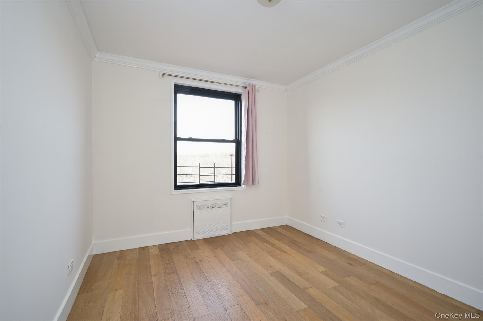 150-40 71 avenue 4-G Flushing Flushing, NY 11367