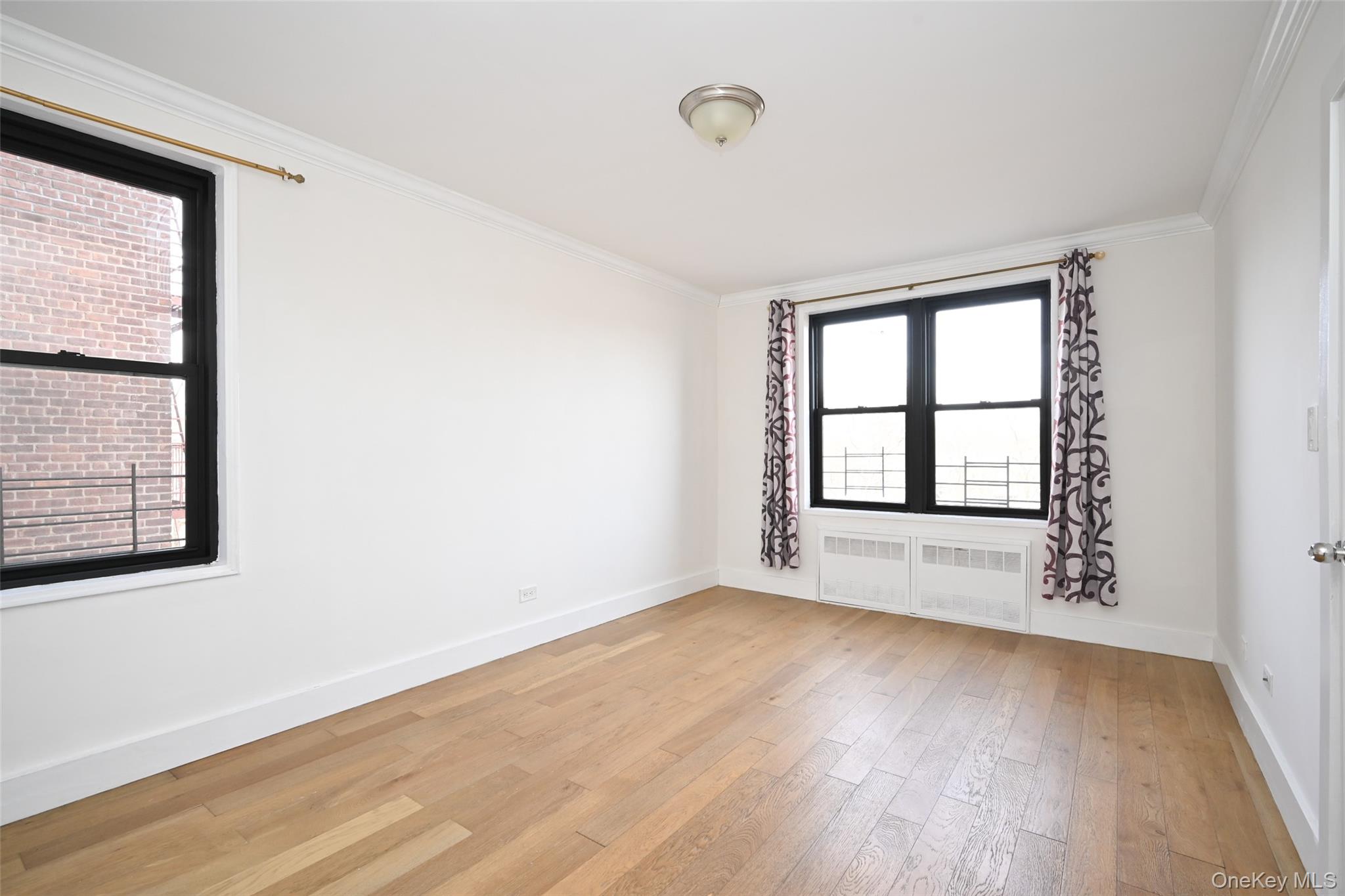 150-40 71 avenue 4-G Flushing Flushing, NY 11367