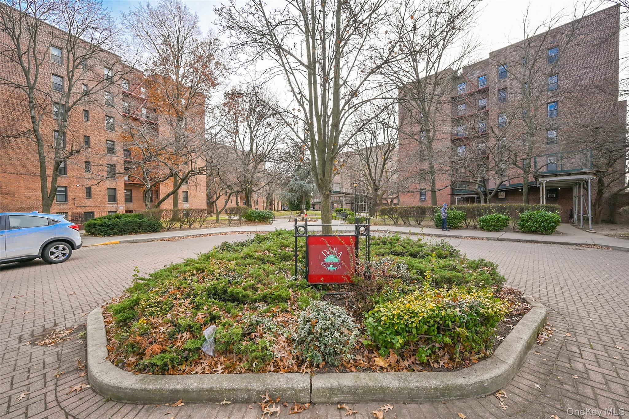 150-40 71 avenue 4-G Flushing Flushing, NY 11367