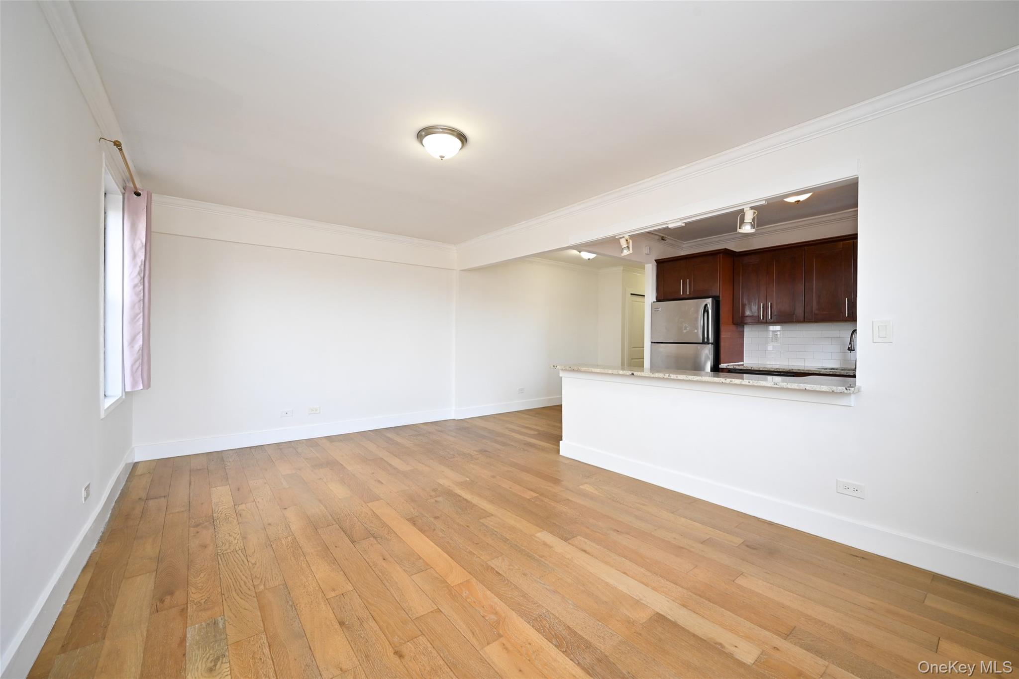 150-40 71 avenue 4-G Flushing Flushing, NY 11367