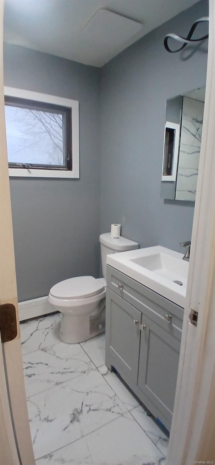 49 Noble Street North Babylon, NY 11703