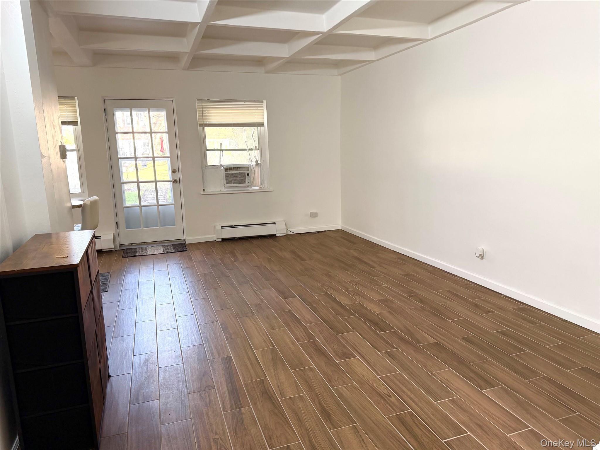 147-53 Grand Central Parkway 1 Briarwood Briarwood, NY 11435