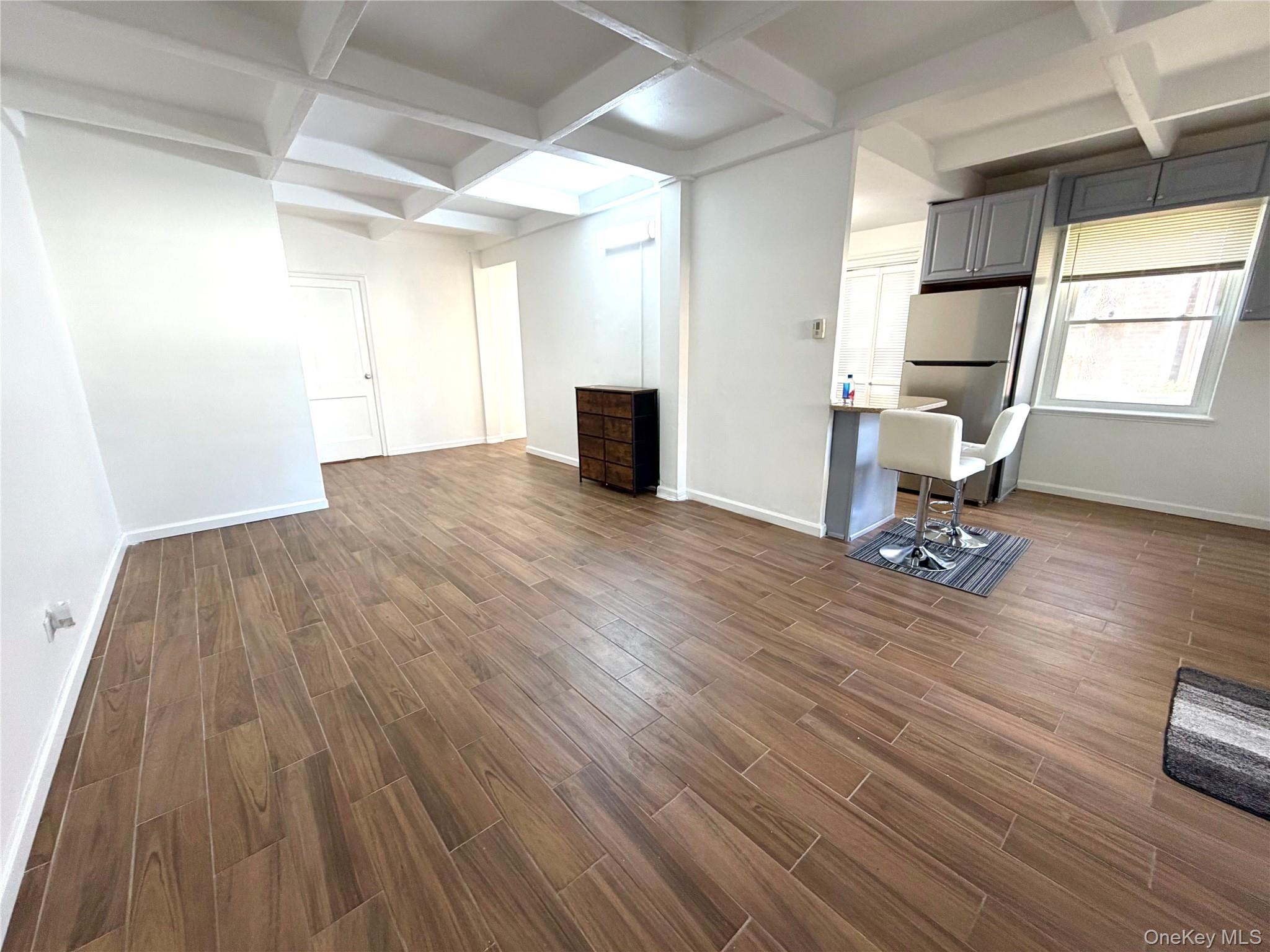 147-53 Grand Central Parkway 1 Briarwood Briarwood, NY 11435