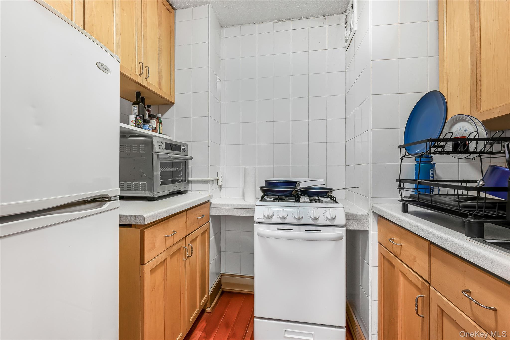 118-17 Union 15-J Forest Hills Forest Hills, NY 11375