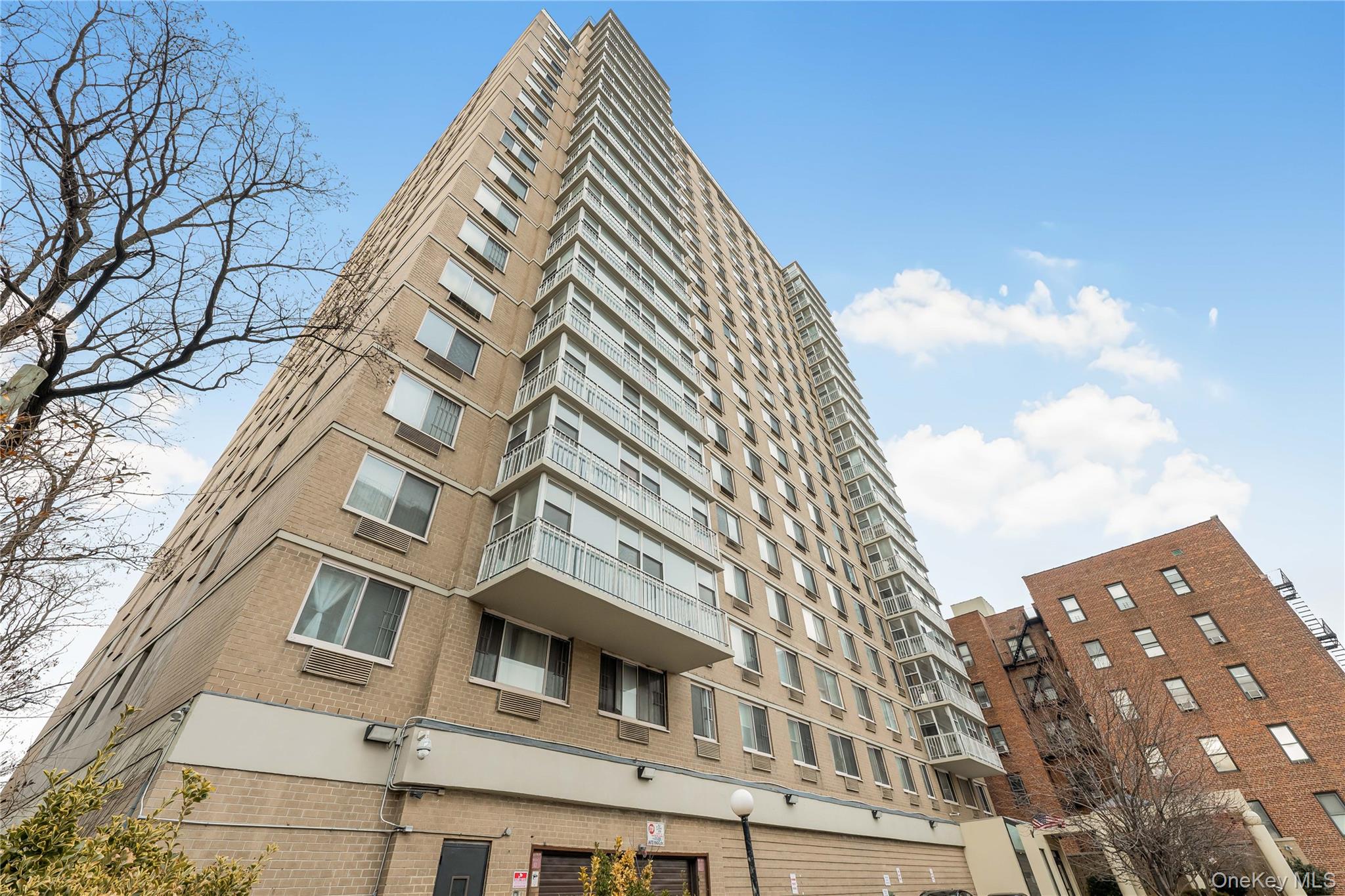 118-17 Union 15-J Forest Hills Forest Hills, NY 11375