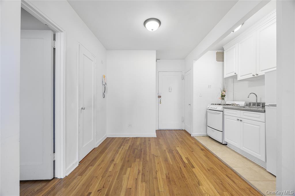 99-63 66 Avenue F7 Rego Park Rego Park, NY 11374