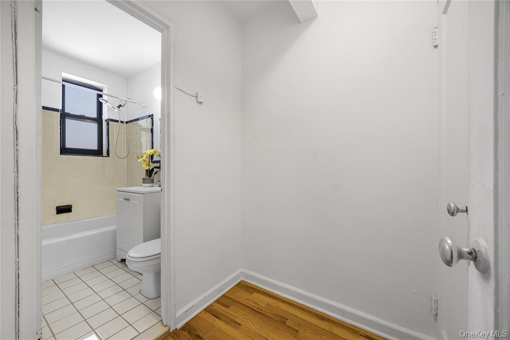 99-63 66 Avenue F7 Rego Park Rego Park, NY 11374