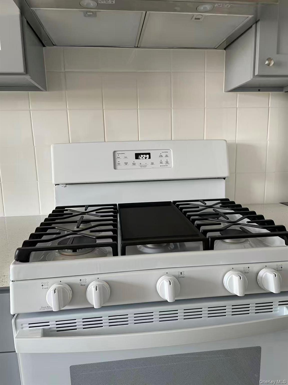 14943 35th Avenue 3-I Flushing Flushing, NY 11354