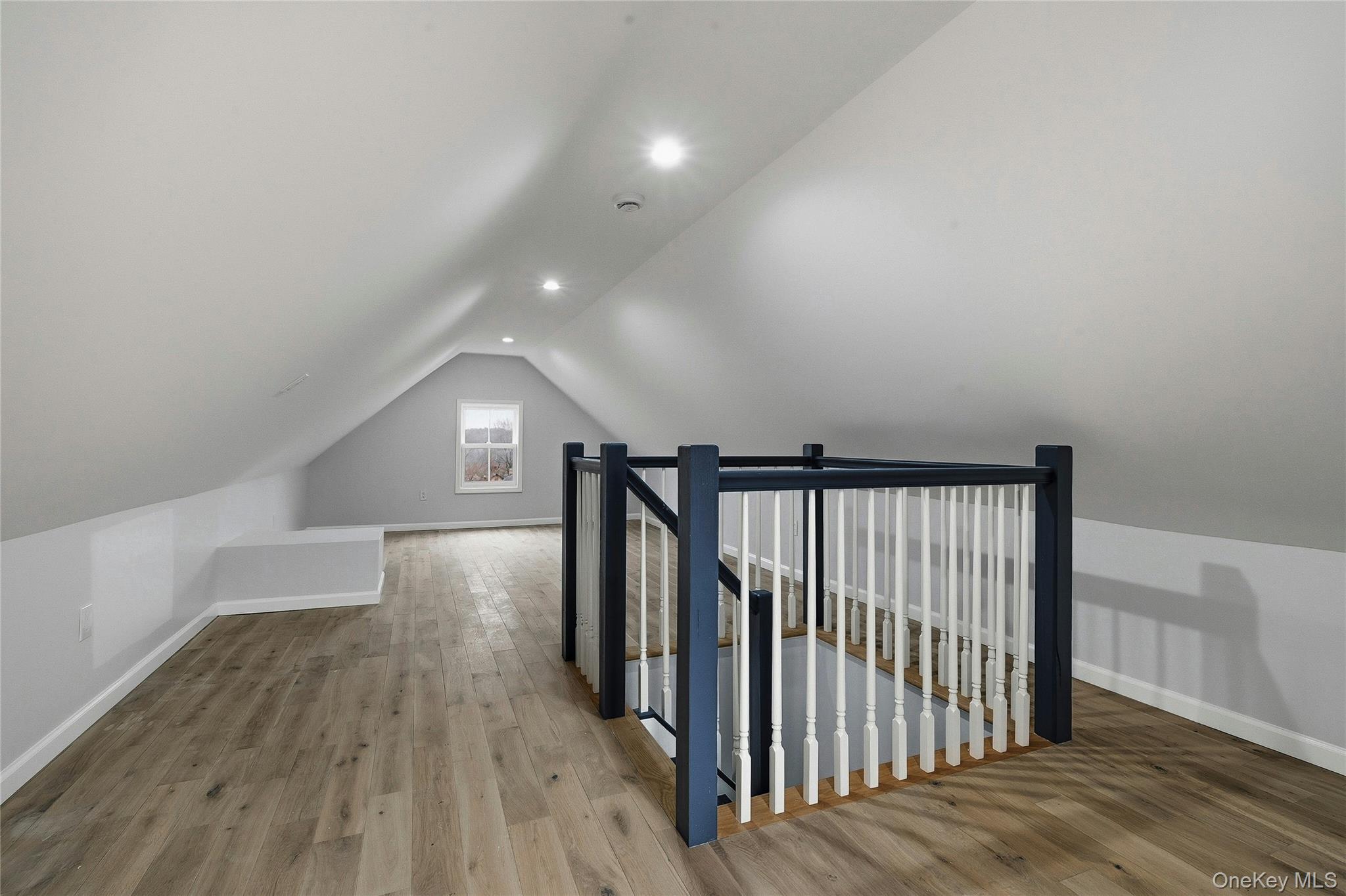 17 Tatterson Street Roslyn Roslyn, NY 11576