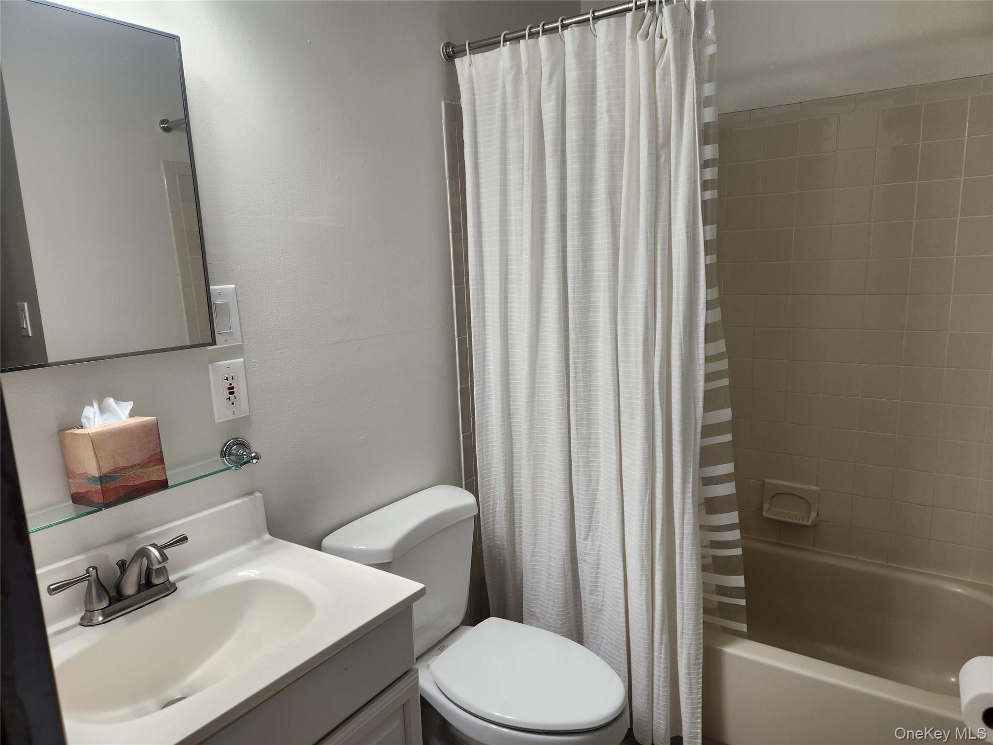 334 Artist Lake Drive Middle Island Middle Island, NY 11953