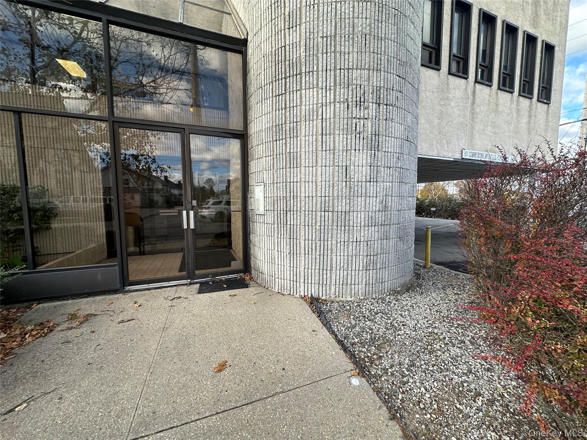 135 Rockaway Turnpike 106 Lawrence Lawrence, NY 11559