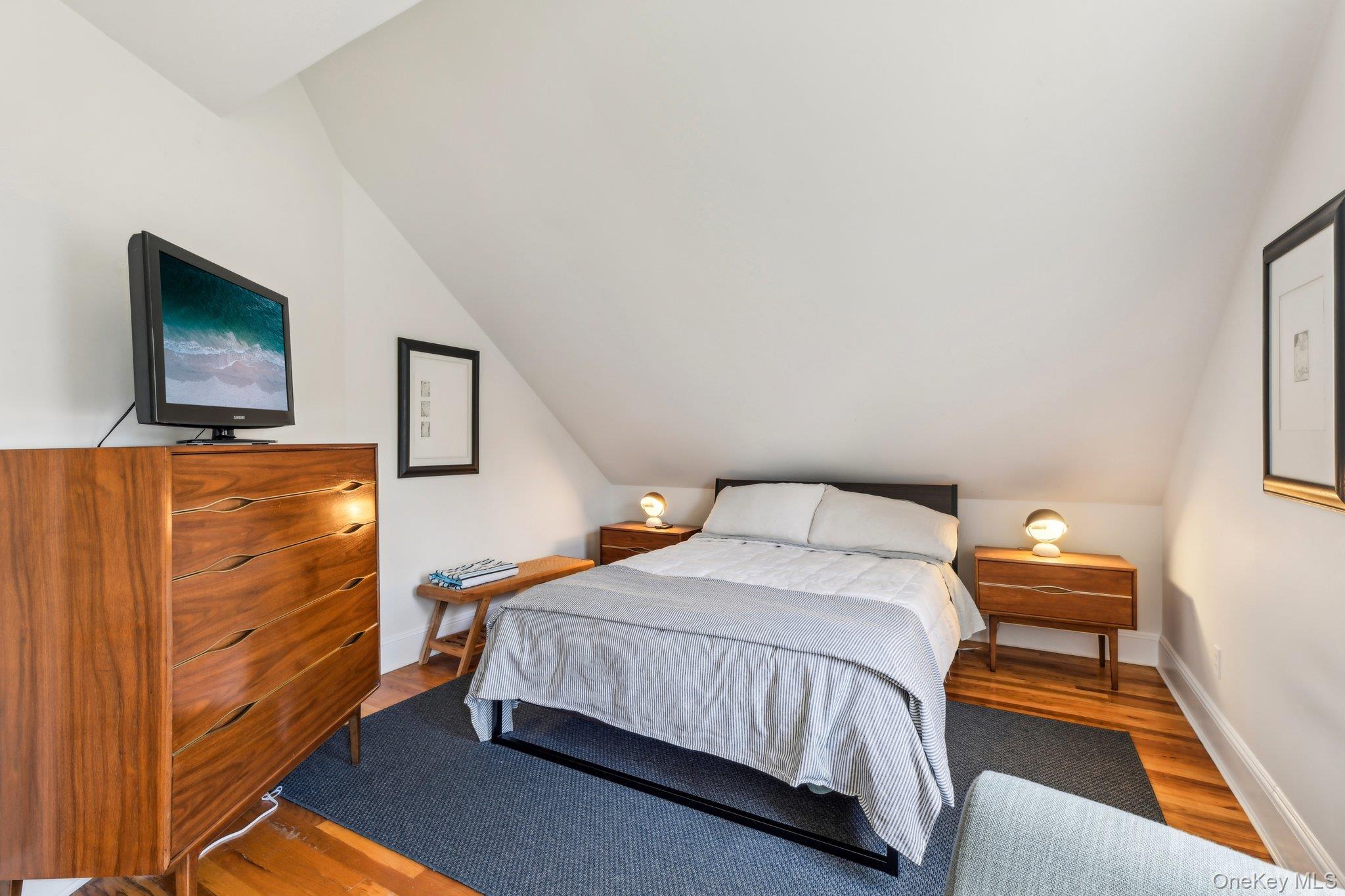 17 Oak Meadow Lane Bellport Village Bellport Village, NY 11713